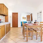 La Casa Azzurra Дом отдыха *